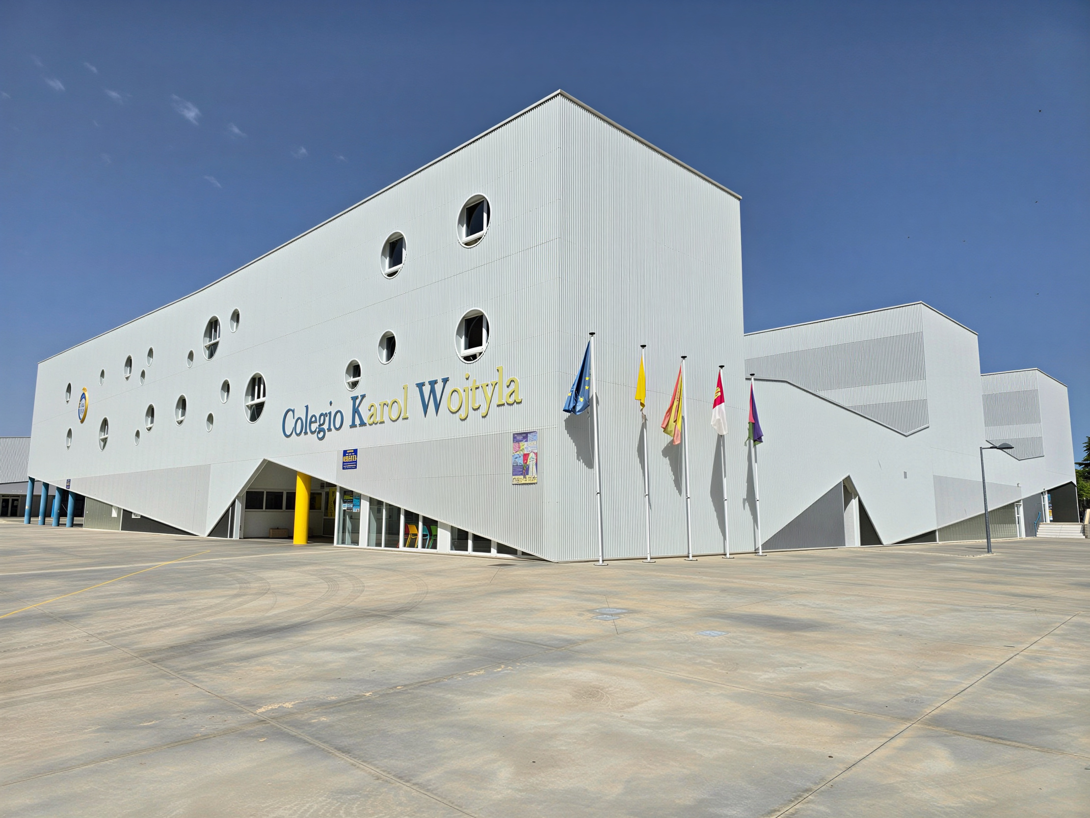 Instalaciones del Colegio Karol Wojtyla